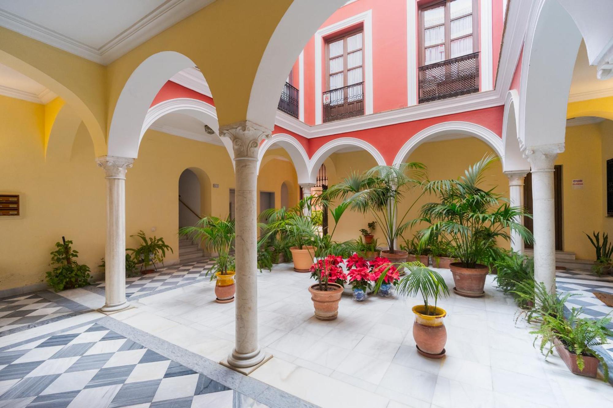 Wide With Terrace & Parking- 3Bd 2Bth- Alfalfa Sevilla Exteriör bild