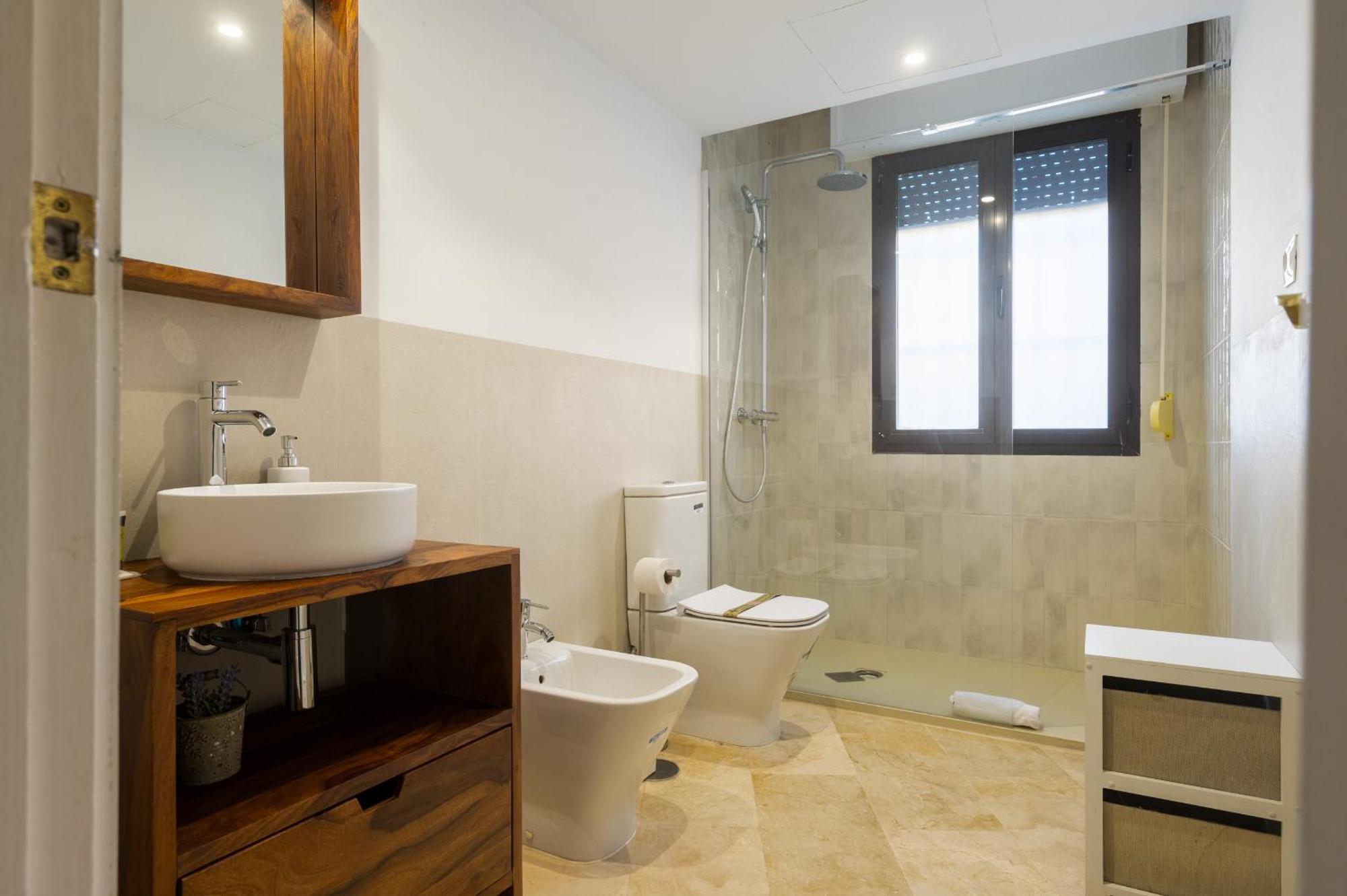 Wide With Terrace & Parking- 3Bd 2Bth- Alfalfa Sevilla Exteriör bild