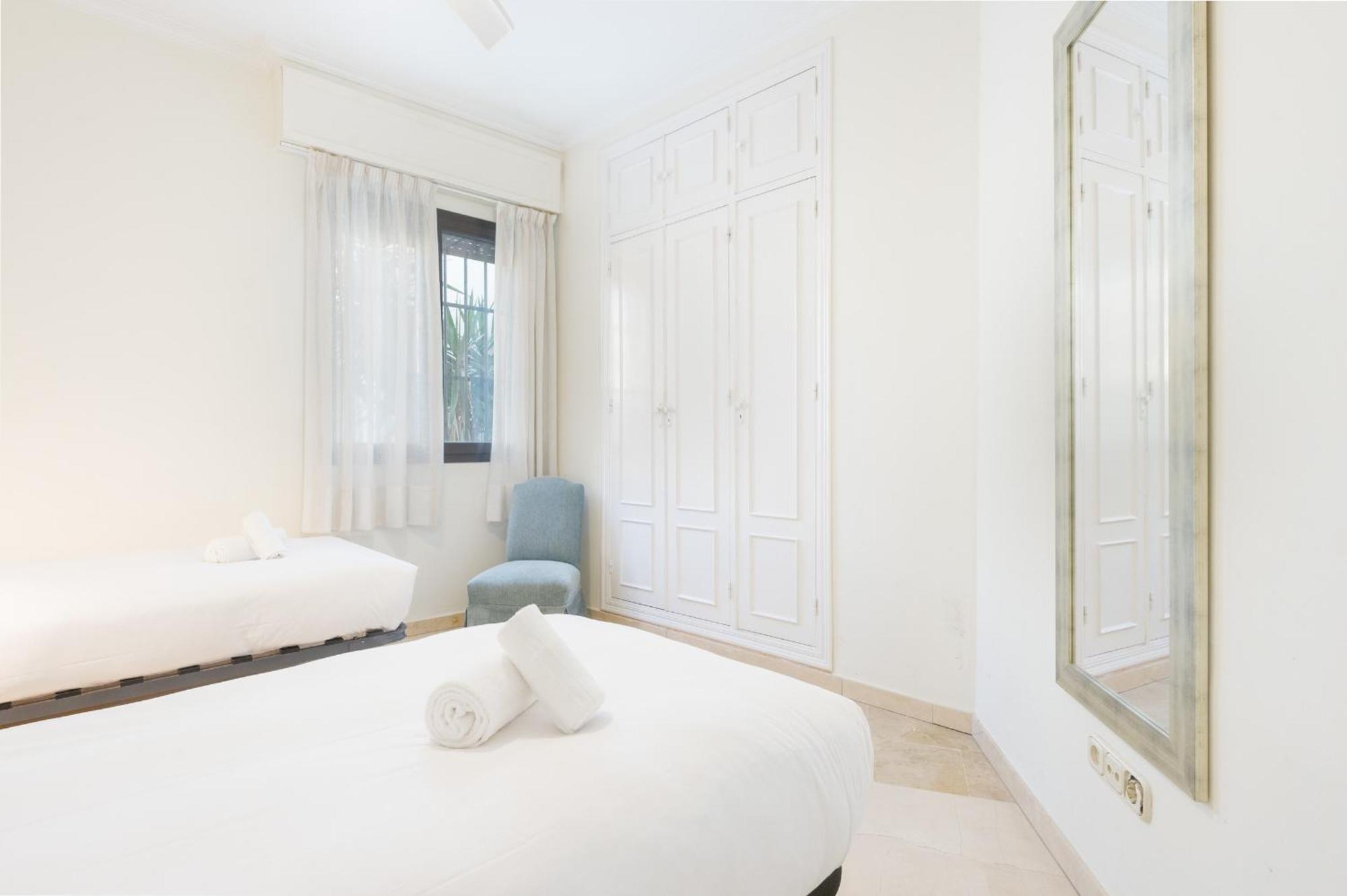 Wide With Terrace & Parking- 3Bd 2Bth- Alfalfa Sevilla Exteriör bild
